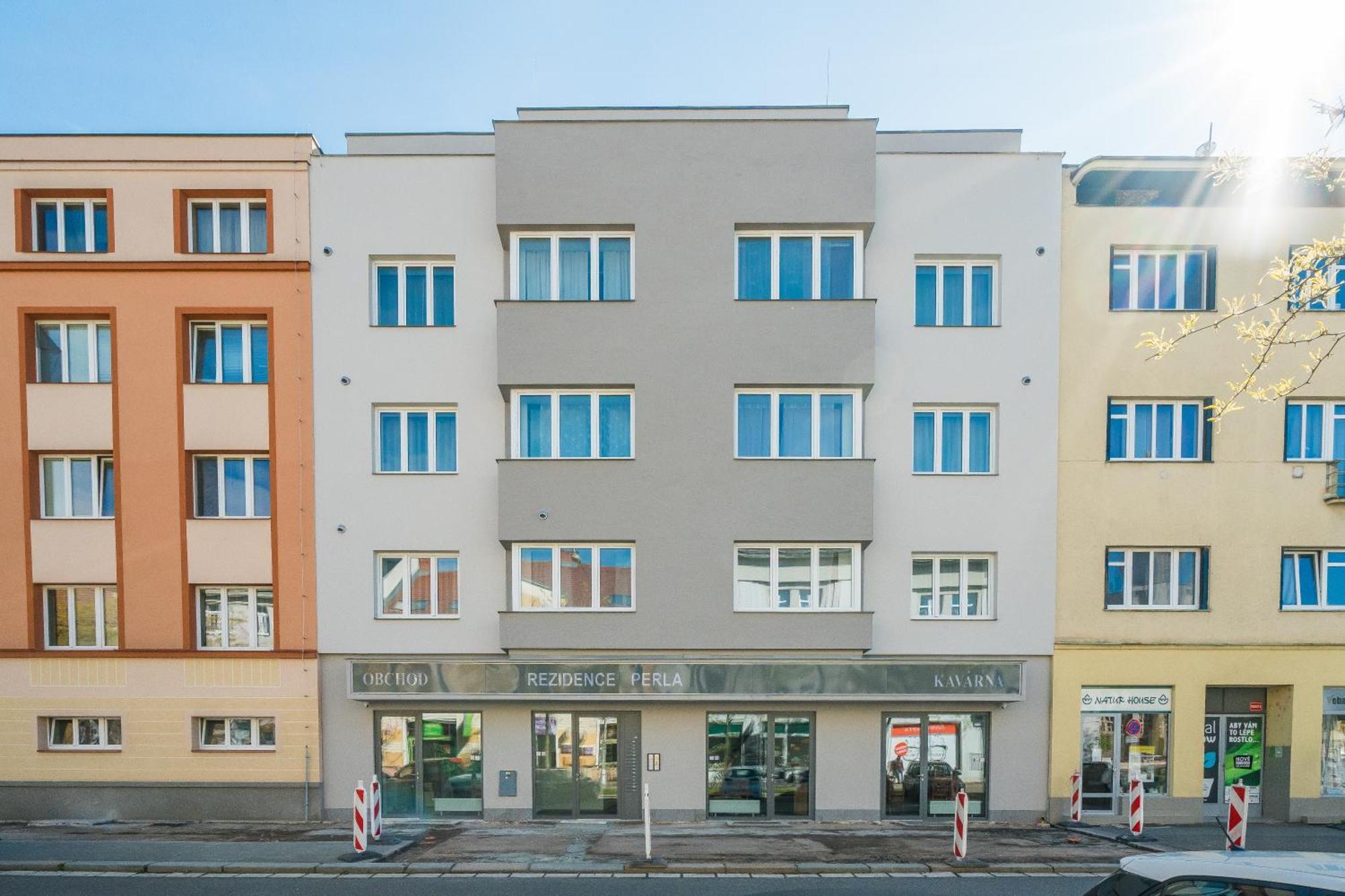 Perla Hradce 302 Apartment Hradec Králové Екстериор снимка